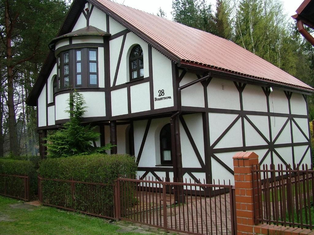 Виллы Villa Bursztynek Поддомбе